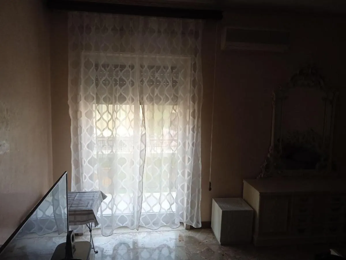 White Room, Stanza Matrimoniale In Zona Centrale Syracuse